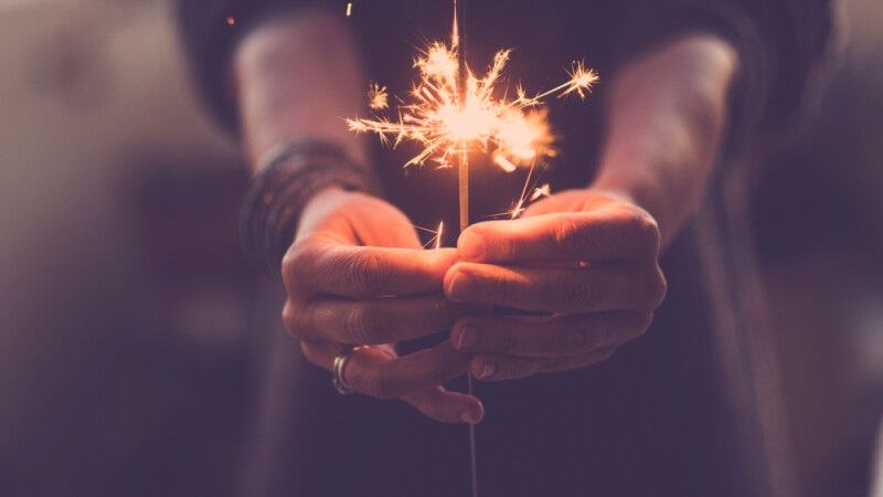 Traditii si obiceiuri in prima zi a anului: obiceiuri romanesti pentru noroc si belsug